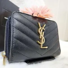 ✨極美品✨サンローラン　二つ折り　カサンドラ　キャビアスキン　ブラック　レザー