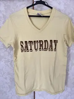 イエローTシャツのサムネイル