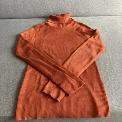 GU オレンジ リブ編み タートルネック M