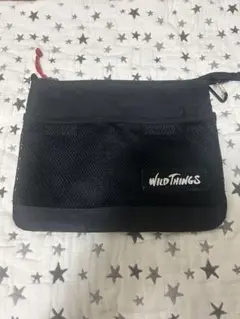 Wild things サコッシュ　美品　ブラック