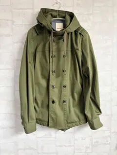 マウンテンパーカー