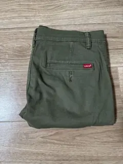 LEVI'S チノパン　オリーブ