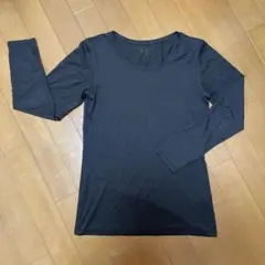 ユニクロ　レディース　ヒートテック トップス　長袖　黒　L