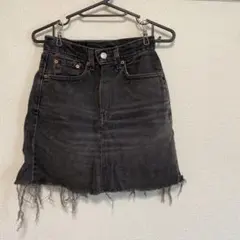 Levi's ブラック デニムスカート フリンジ
