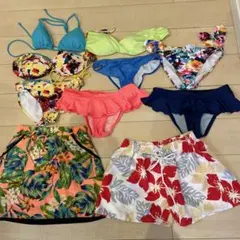 トロピカル柄ビキニセットとショートパンツ