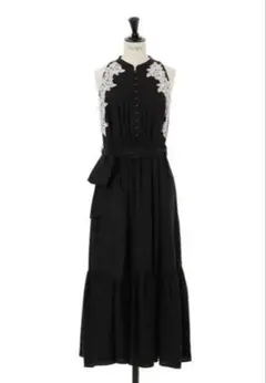 新品 Herlipto Notting Hill Belted Dress - メルカリ