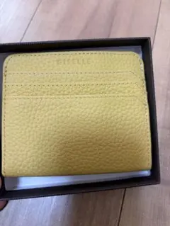 GISELLE イエロー