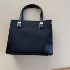 ミラ　ショーン　トートバッグ　ブラック