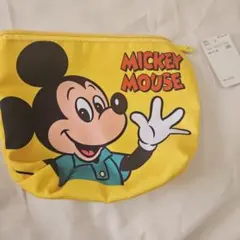 ミッキーマウス イエローポーチ　ディズニー