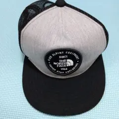 THE NORTH FACE トラッカーキャップ グレー/ブラック