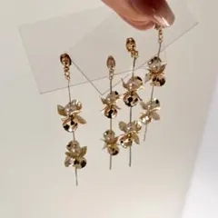 ゴールド フラワー パール ブライダル 結婚式 花嫁 披露宴 ピアス イヤリング