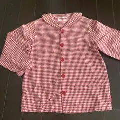 赤と白のチェック柄長袖シャツ