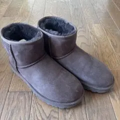 UGG チョコレート　クラシックミニII
