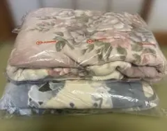 昭和レトロ　二枚合わせ　アクリル毛布　シングルサイズ　2枚