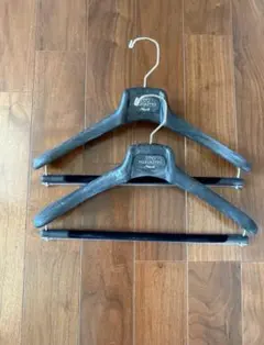 【美品】TITO ALLEGRETTO ハンガー　2本セット