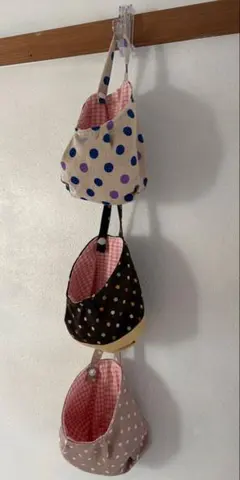 ハンドメイド 壁掛け小物入れ 3連 ドット柄 取り外し可能 新品未使用