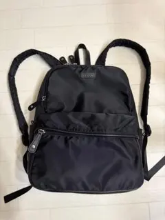 YSACCS ブラック リュック　美品のサムネイル