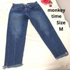【オシャレ☆monkey time】裾切りっぱなし　デニムパンツ　サイズMのサムネイル