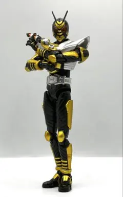 s.h.figuarts 仮面ライダーカブト 仮面ライダーザビー フィギュアーツ