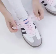 週末までお値下げ　新品未使用　adidas リボンシューレース ピンクのサムネイル