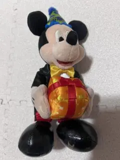 ディズニーリゾート　ミッキーマウス バースデー　ぬいぐるみバッジ