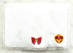 セーラームーン ハンドタオル セレニティ　ブローチ・コズミックハート