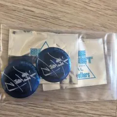 小林直己 缶バッチ