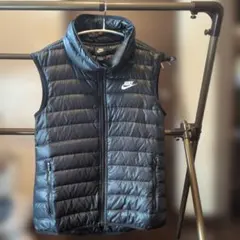 美品！ Nike ブラック ダウンベスト M