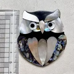 天然貝　ブローチ　フクロウ　梟　シェル　アバロンシェル　シェルブローチ