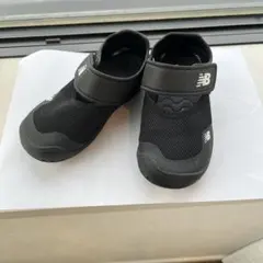 美品⭐︎Newbalance　キッズサンダル