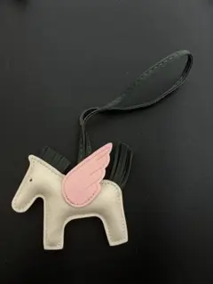 馬型チャーム（翼付き）