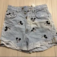 ザラ　ミッキー　ショートパンツのサムネイル