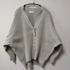 machatt マチャット　アモッサカーディガン　ベージュのサムネイル