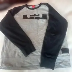 NIKE トレーナーポケット付き