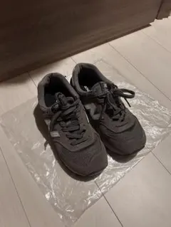 c*o様 new balance グレー スニーカー