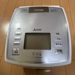 MITSUBISHI ELECTRIC 炊飯器 NJ-E10J7 本体のサムネイル
