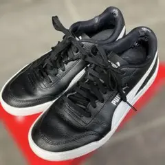 PUMA ブラックスニーカー SOFTFOAM