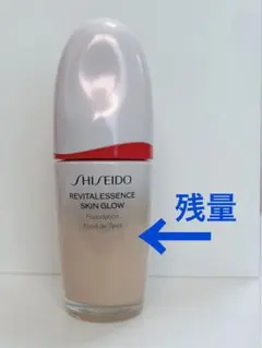 SHISEIDO エッセンス スキングロウ ファンデーション 160