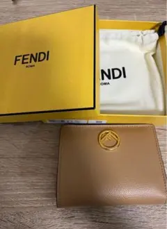 フェンディ 折り財布