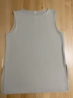 ユニクロ　クレープジャージーノースリーブT ナチュラル　Lサイズ