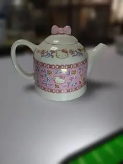 サンリオ Hello Kitty ボウルとスプーン セット - メルカリ