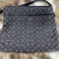 COACH シグネチャー ショルダーバッグ 黒