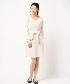 E hyphen world gallery ベルト付きVネックワンピース