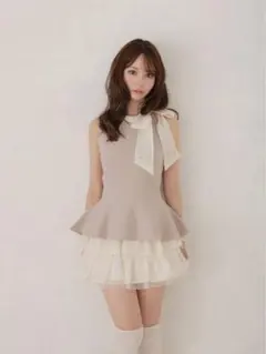 m me eme Ripple frill ribbon setup Ivory - メルカリ