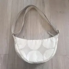 美品✩マリメッコ×ユニクロ　ラウンドミニショルダーバッグ