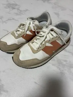 最終値下げ New Balance 237 27cm ホワイト/オレンジ