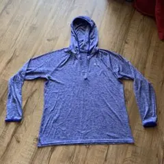 Under Armour フード付き長袖シャツ 紫