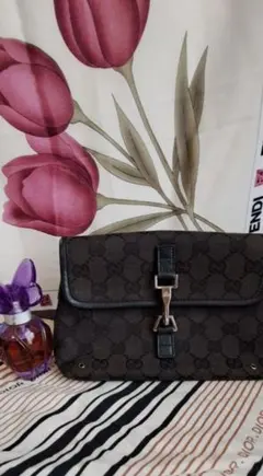 GUCCI　正規品ウエストポーチ