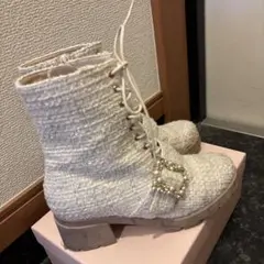 ランダ レースアップビジューバックルショートブーツ M ホワイト