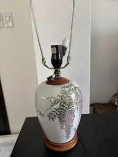 ランプベース　陶器　藤柄